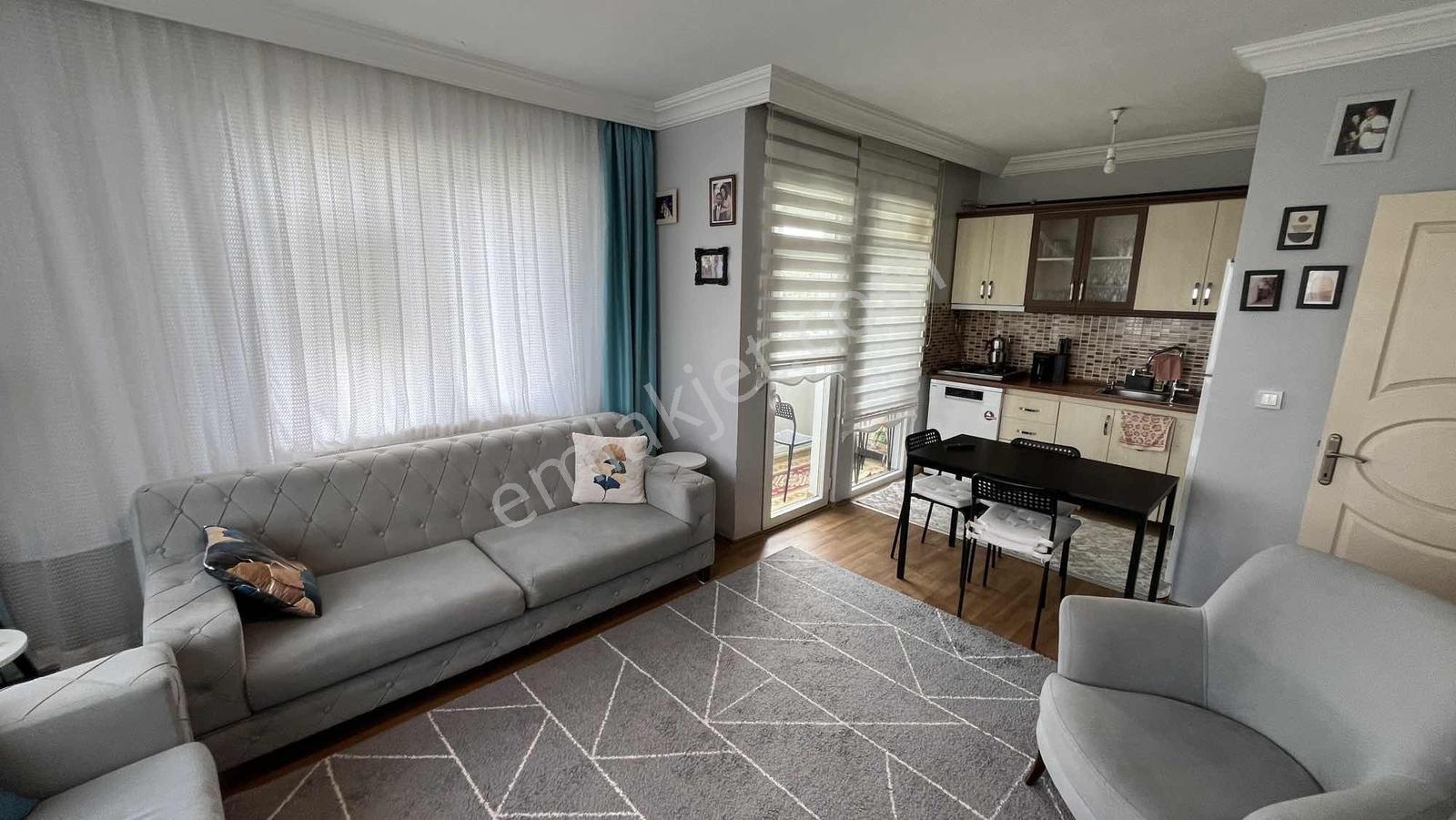 Muratçeşme Erguvan Sitesi'nde Satılık 2+1 Daire — fotoğraf 8