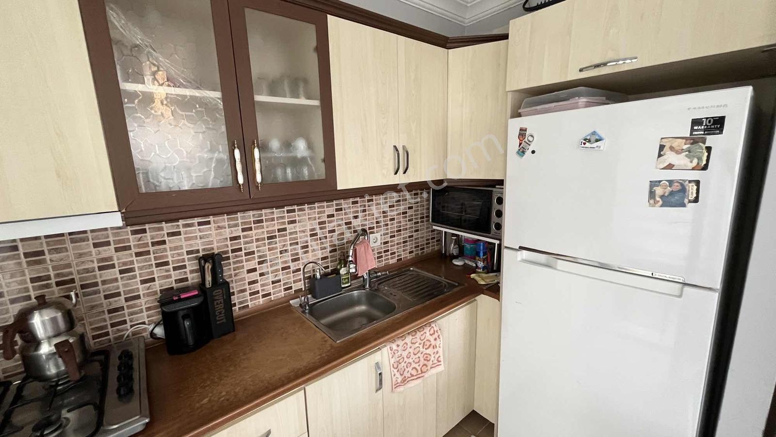 Muratçeşme Erguvan Sitesi'nde Satılık 2+1 Daire — fotoğraf 13