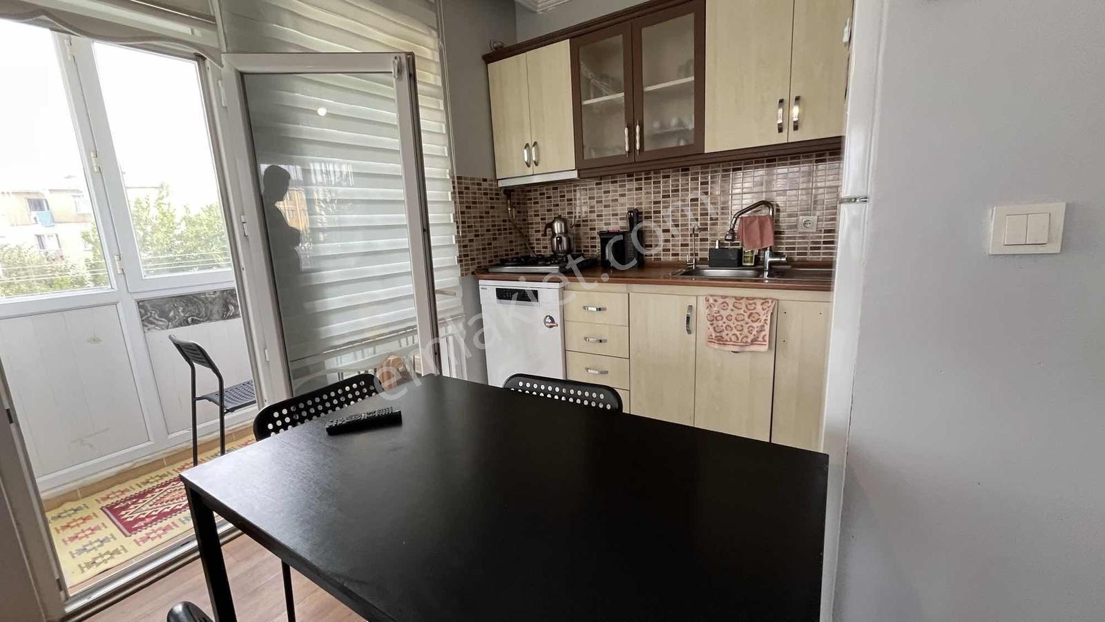 Muratçeşme Erguvan Sitesi'nde Satılık 2+1 Daire — fotoğraf 15