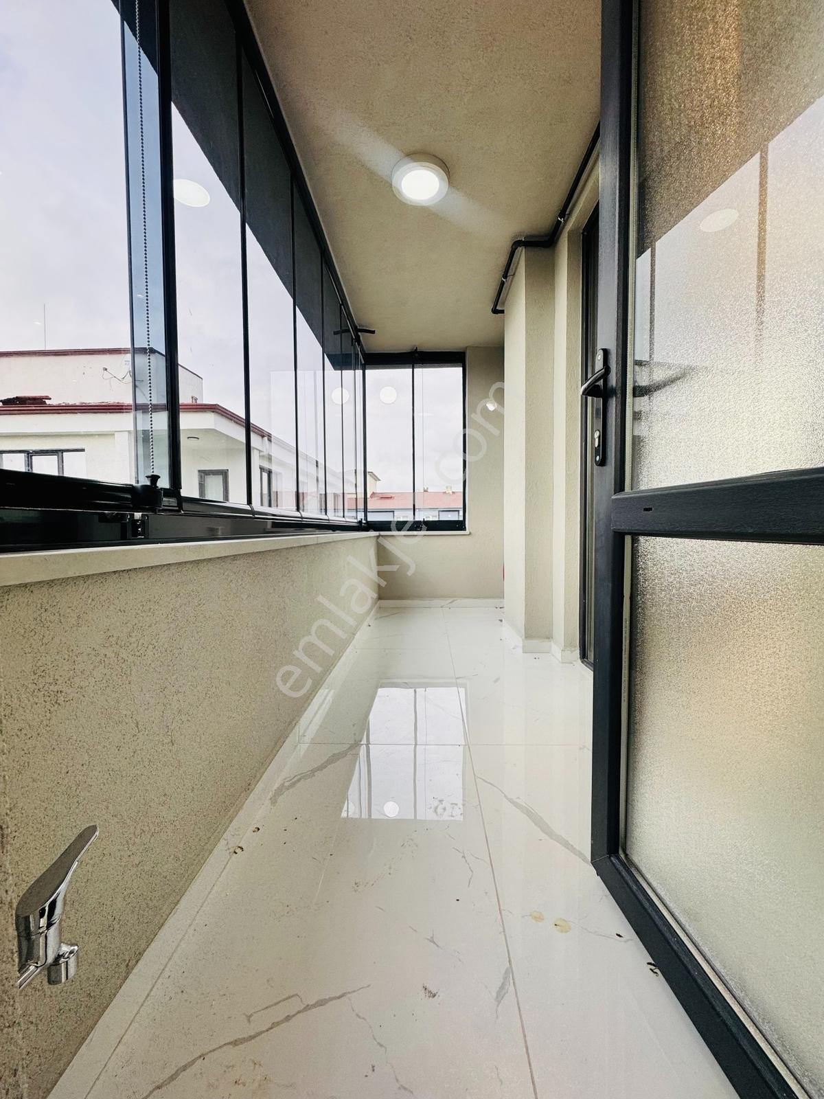 Güven'den Eminevime Uygun!! Otoparklı, Cam Balkonlu 2+1 Daire — fotoğraf 13