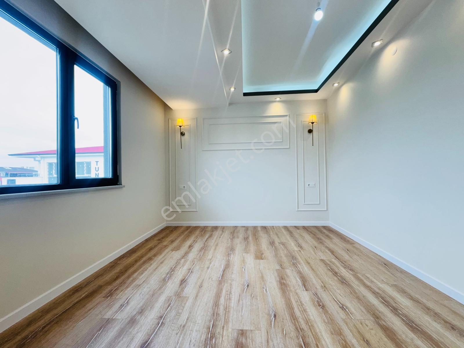 Güven'den Eminevime Uygun!! Otoparklı, Cam Balkonlu 2+1 Daire — fotoğraf 14