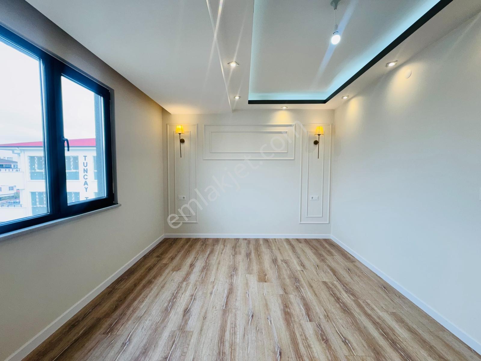 Güven'den Eminevime Uygun!! Otoparklı, Cam Balkonlu 2+1 Daire — fotoğraf 15