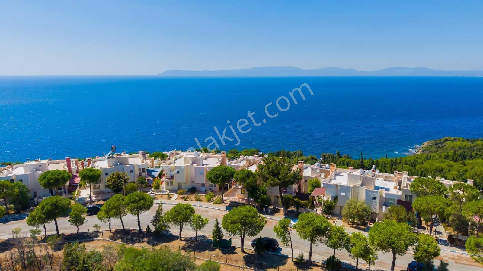 Banksis Sitesinde 4+2 Villa Deniz Manzaralı Çok İyi Konumda — fotoğraf 4