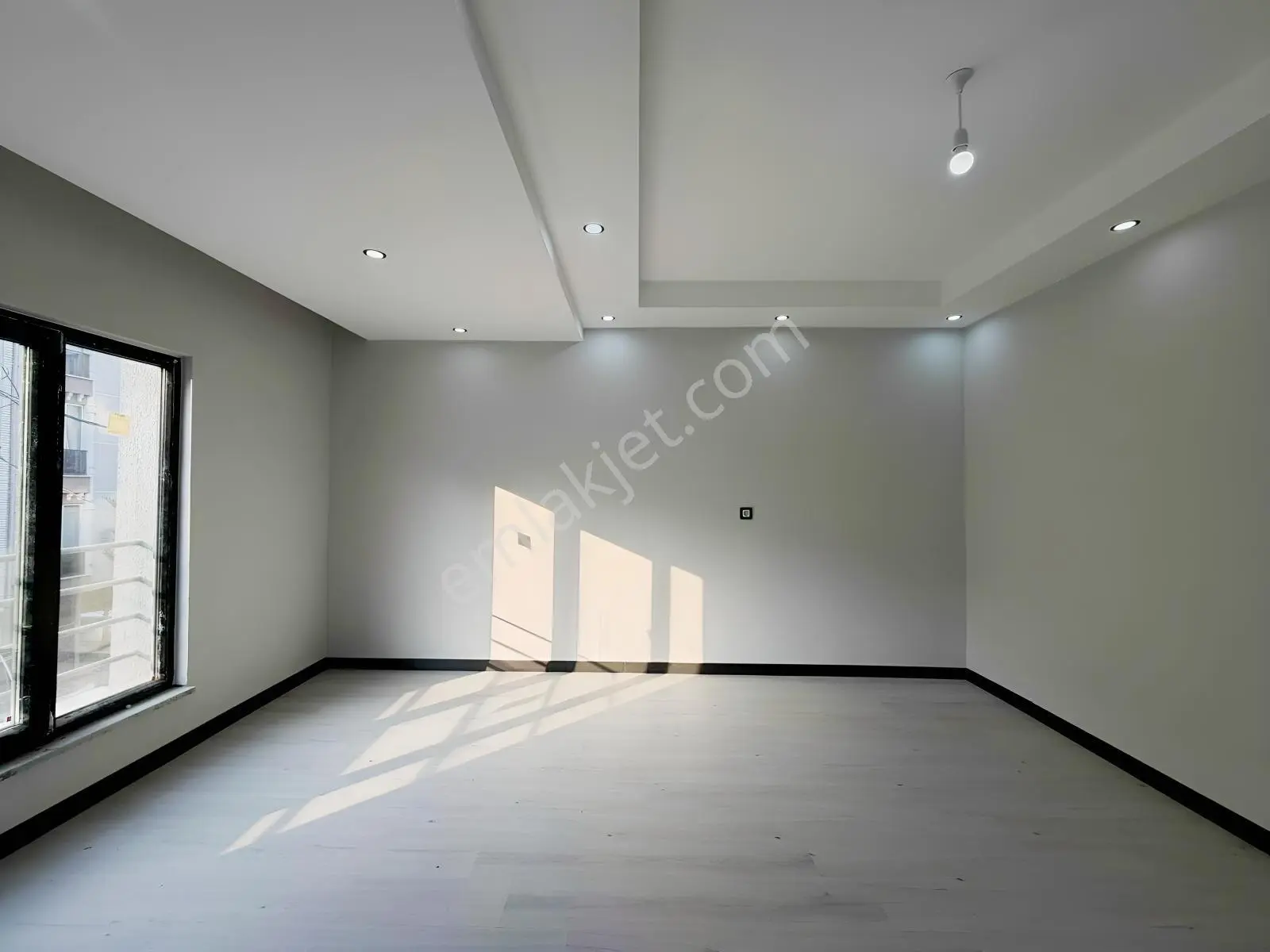 Cadde Gayrimenkul'den Çerkezköy İstasyon Ön Cephe 3+1 Daire — fotoğraf 2