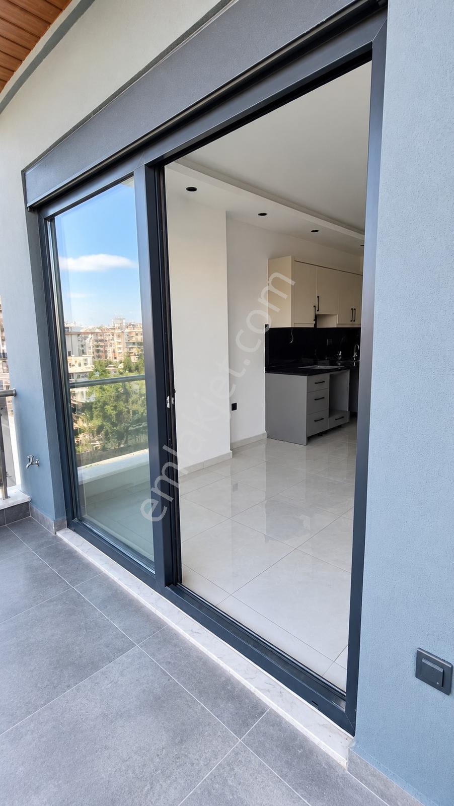 Alanya Mahmutlar'da Kapalı Havuzlu Saunalı Sitede Yeni 1+1 Daire — fotoğraf 4
