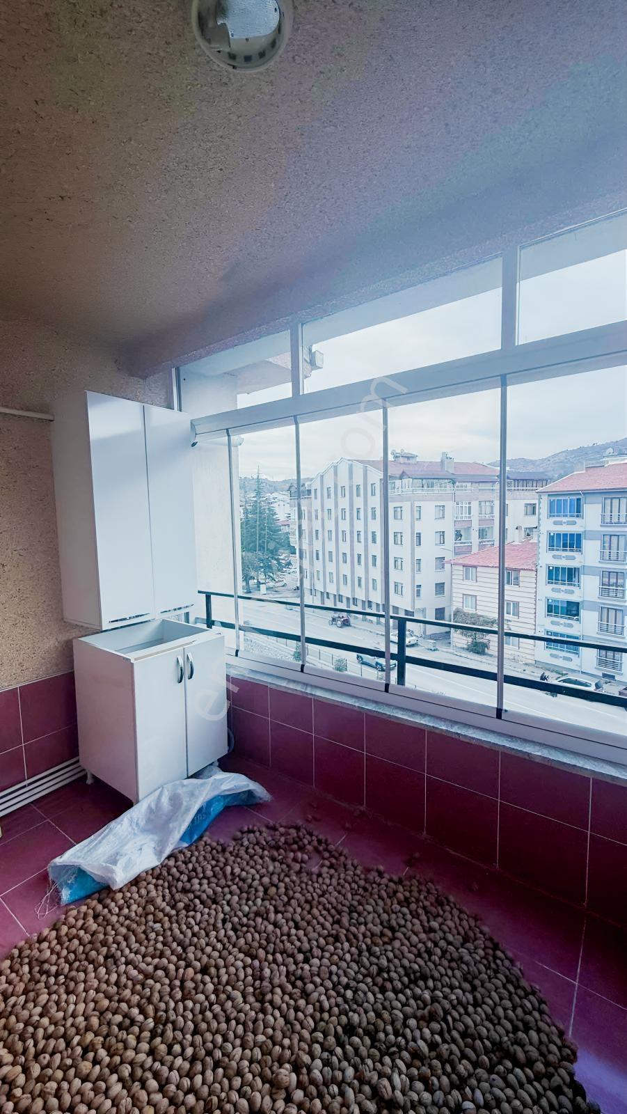 İskilip'te Dubleks Daire, 2 Daire Tek Tapu — fotoğraf 9