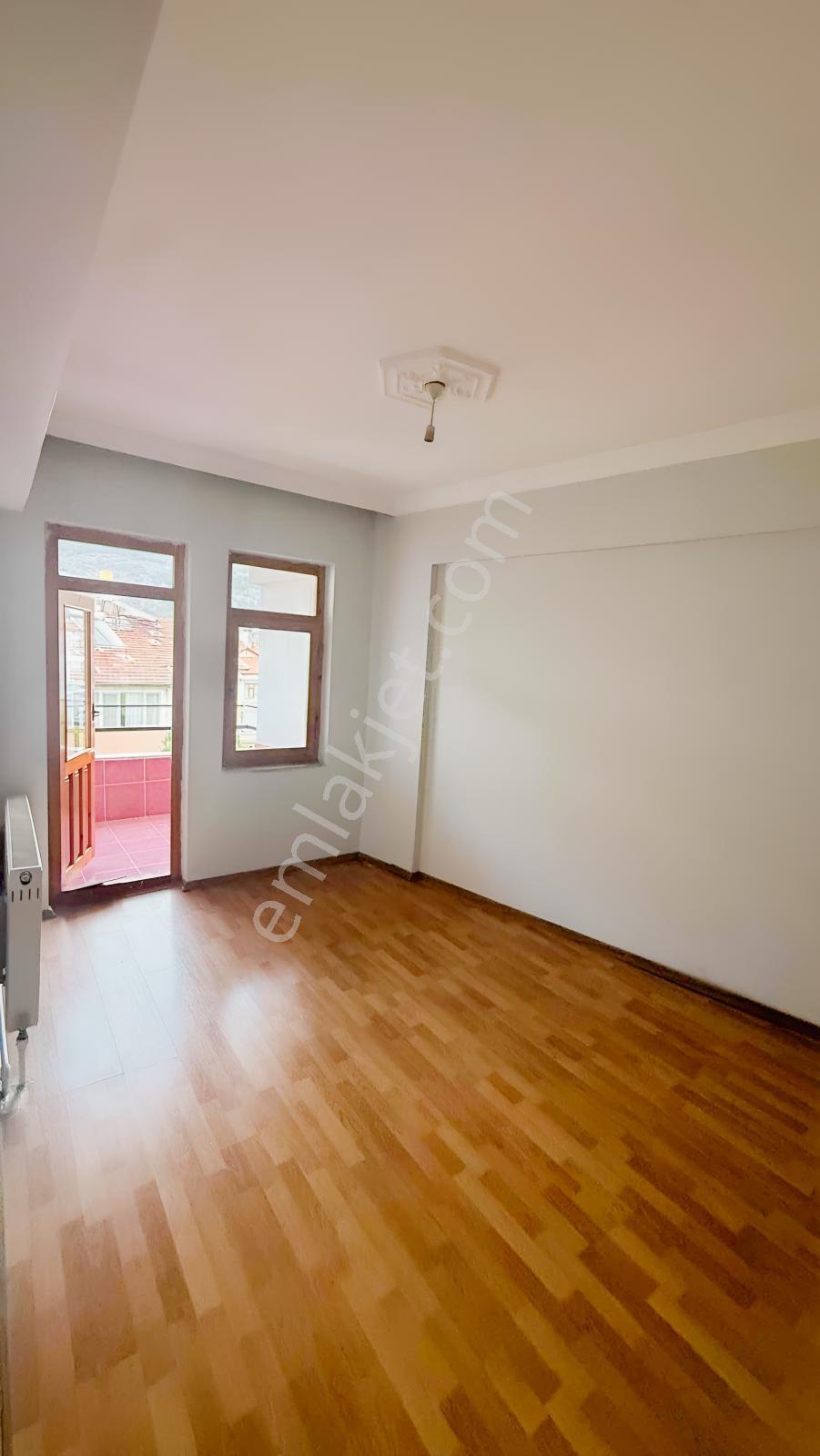 İskilip'te Dubleks Daire, 2 Daire Tek Tapu — fotoğraf 13