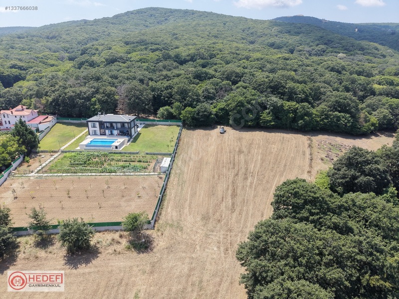 Kalfaköyde Villaların İçinde Ormanla İç İçe 1.440 M² Parsel — fotoğraf 5