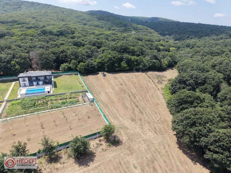 Kalfaköyde Villaların İçinde Ormanla İç İçe 1.440 M² Parsel — fotoğraf 6