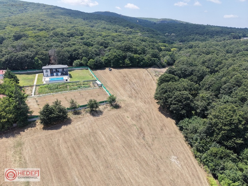 Kalfaköyde Villaların İçinde Ormanla İç İçe 1.440 M² Parsel — fotoğraf 10