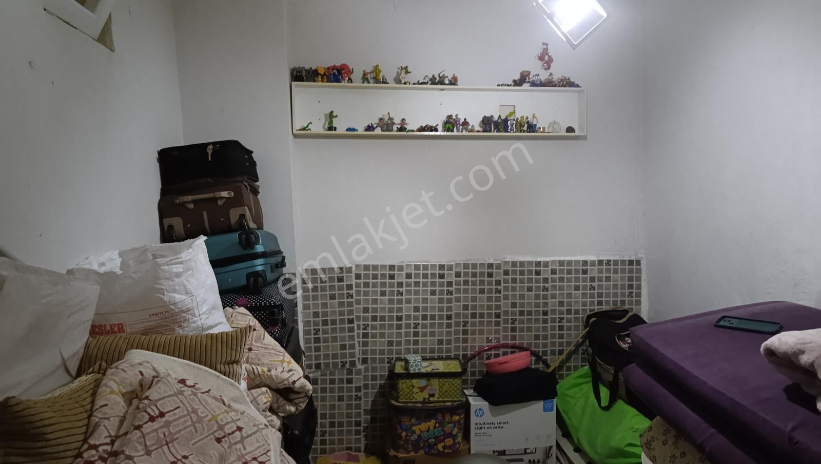 Üç Daire Tektapu 8+4 Eksrta Kiragetirili Müstakil Bahçeli — fotoğraf 34