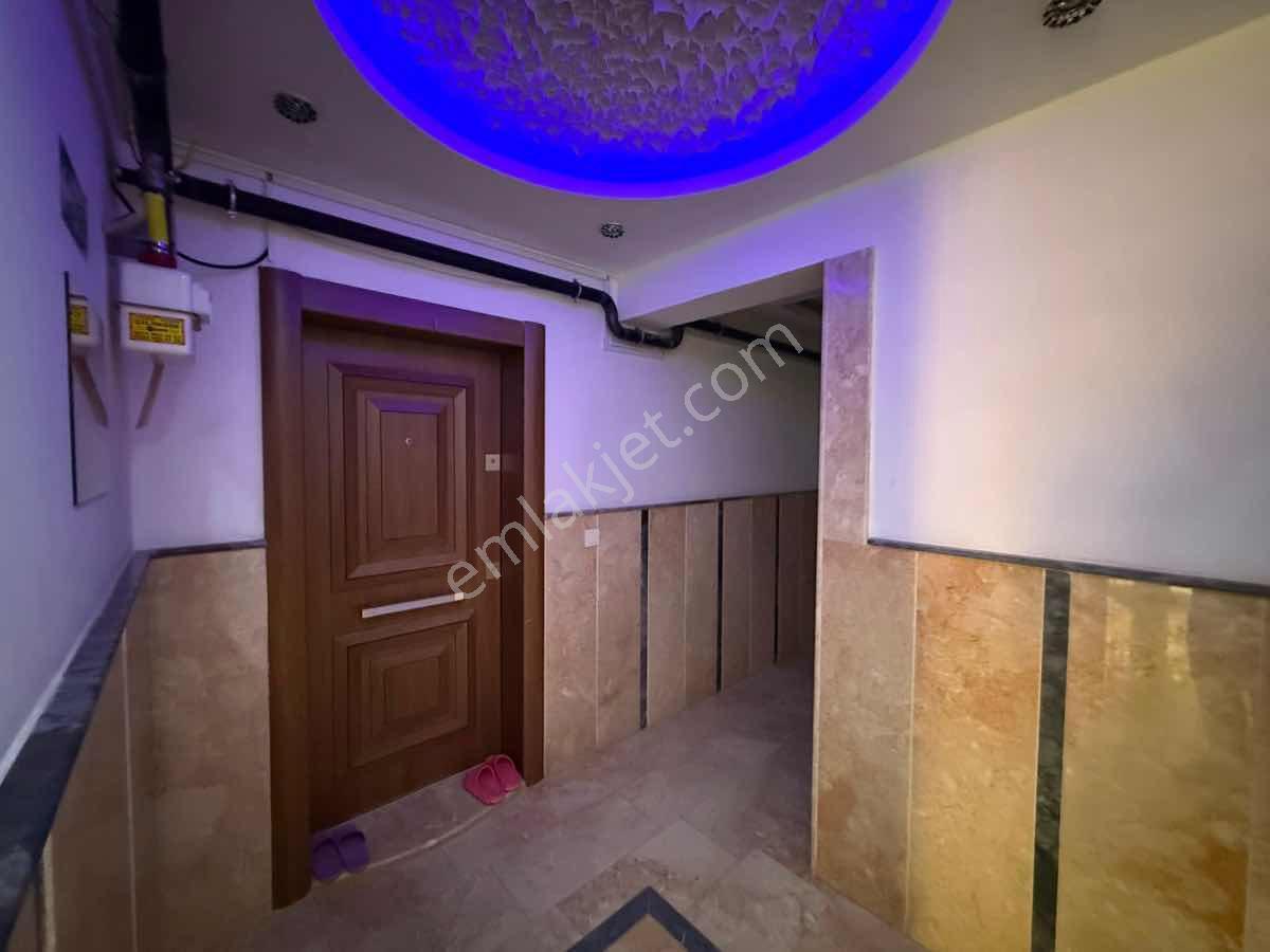 Buca Yaylacık Mahallesı Bahçelı Ebeveyn Banyolu Satılık 3+1 Daire — fotoğraf 5
