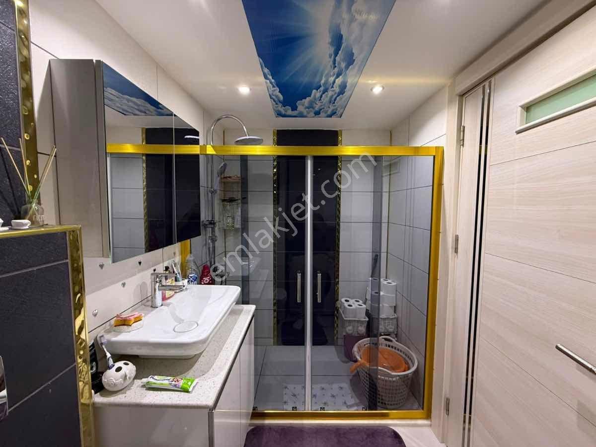 Buca Yaylacık Mahallesı Bahçelı Ebeveyn Banyolu Satılık 3+1 Daire — fotoğraf 16