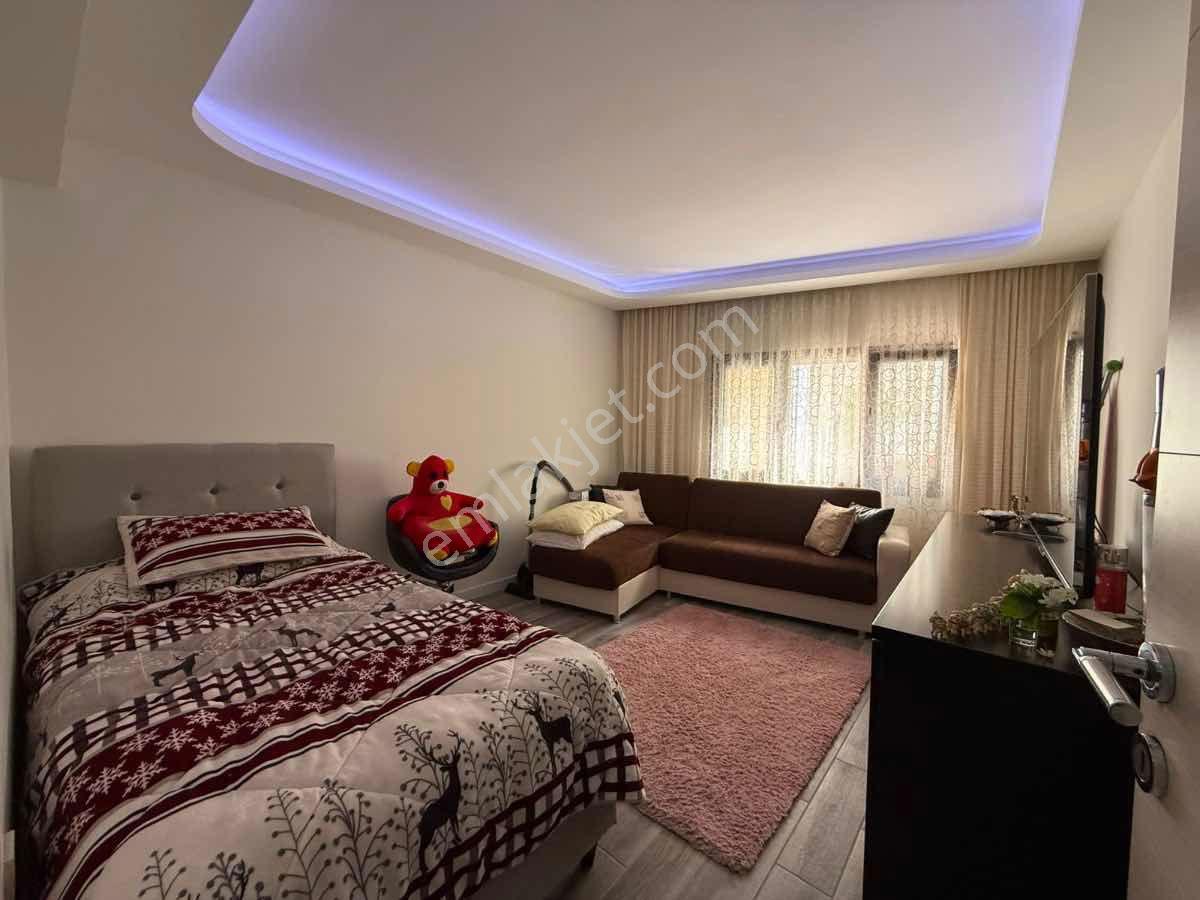 Buca Yaylacık Mahallesı Bahçelı Ebeveyn Banyolu Satılık 3+1 Daire — fotoğraf 18