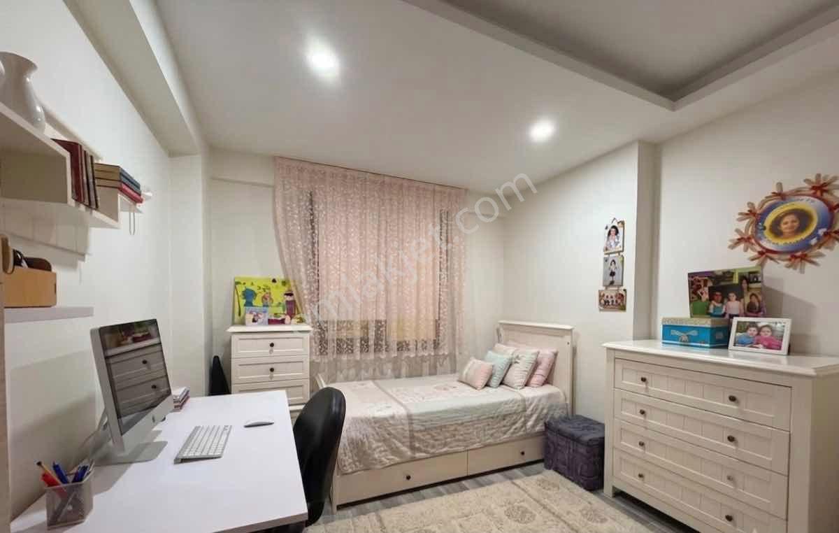 Buca Yaylacık Mahallesı Bahçelı Ebeveyn Banyolu Satılık 3+1 Daire — fotoğraf 19