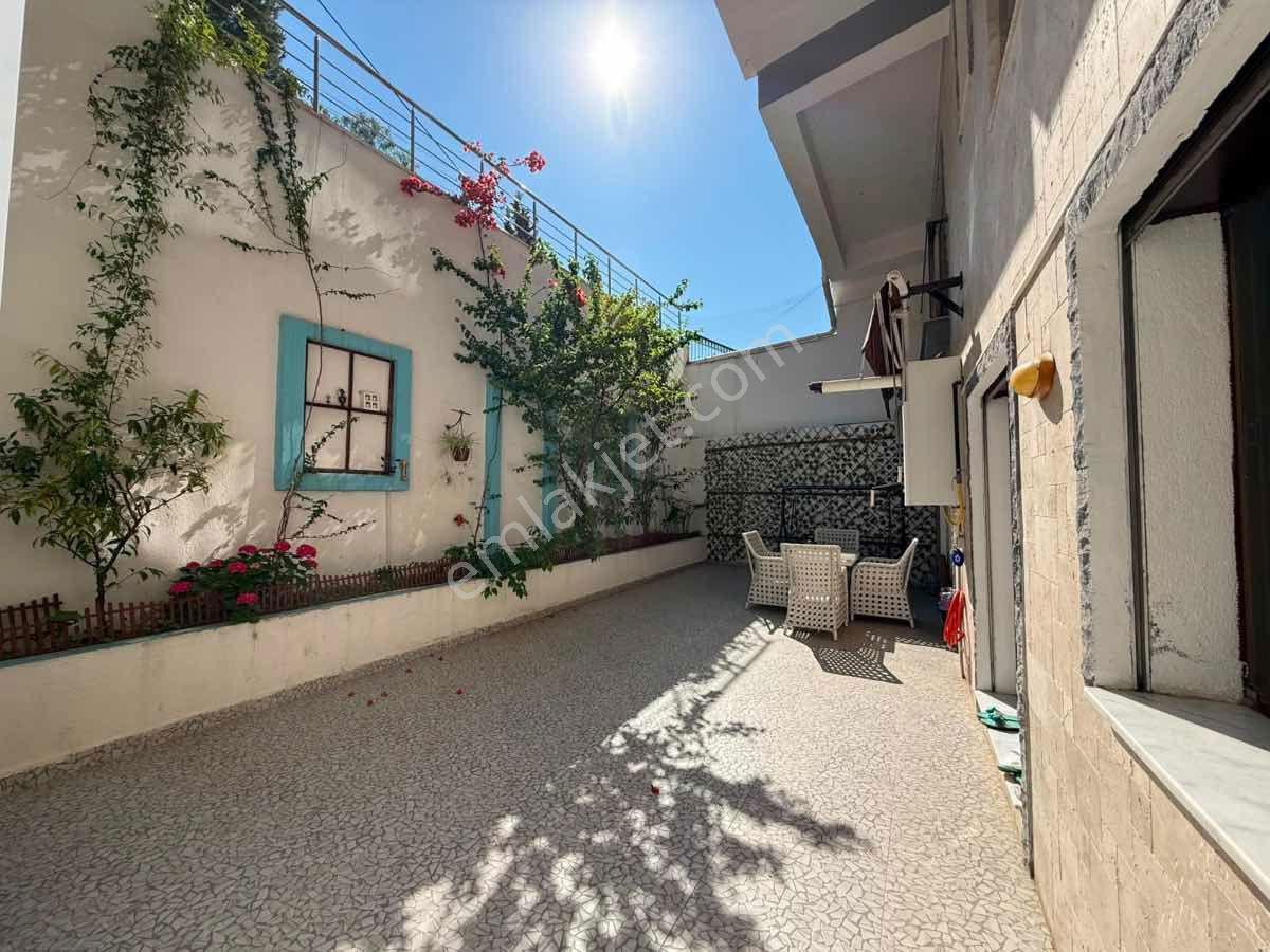 Buca Yaylacık Mahallesı Bahçelı Ebeveyn Banyolu Satılık 3+1 Daire — fotoğraf 23