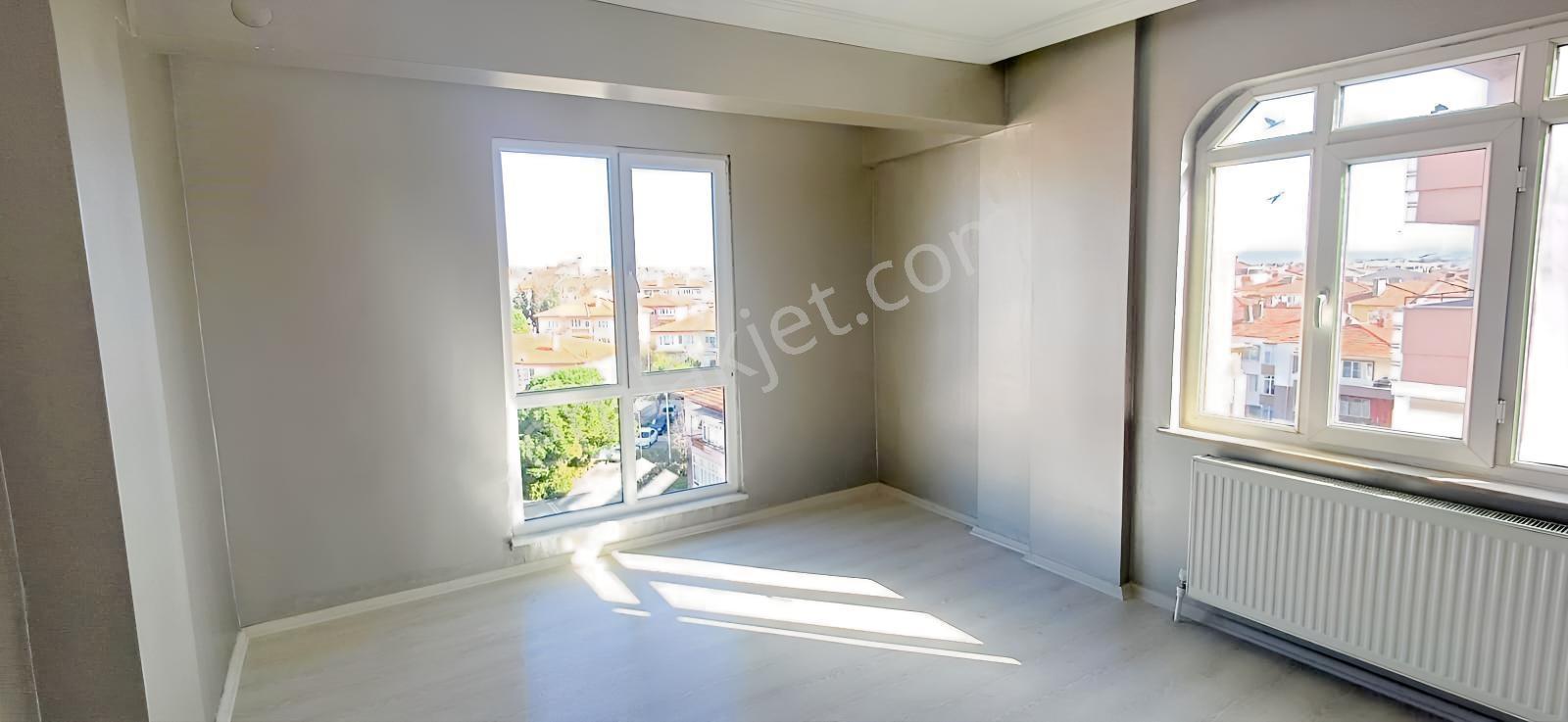 Elfi Den Bahçelievler Mehmetçik Cadesi Üzeri Satılık 2+1 Daire — fotoğraf 9