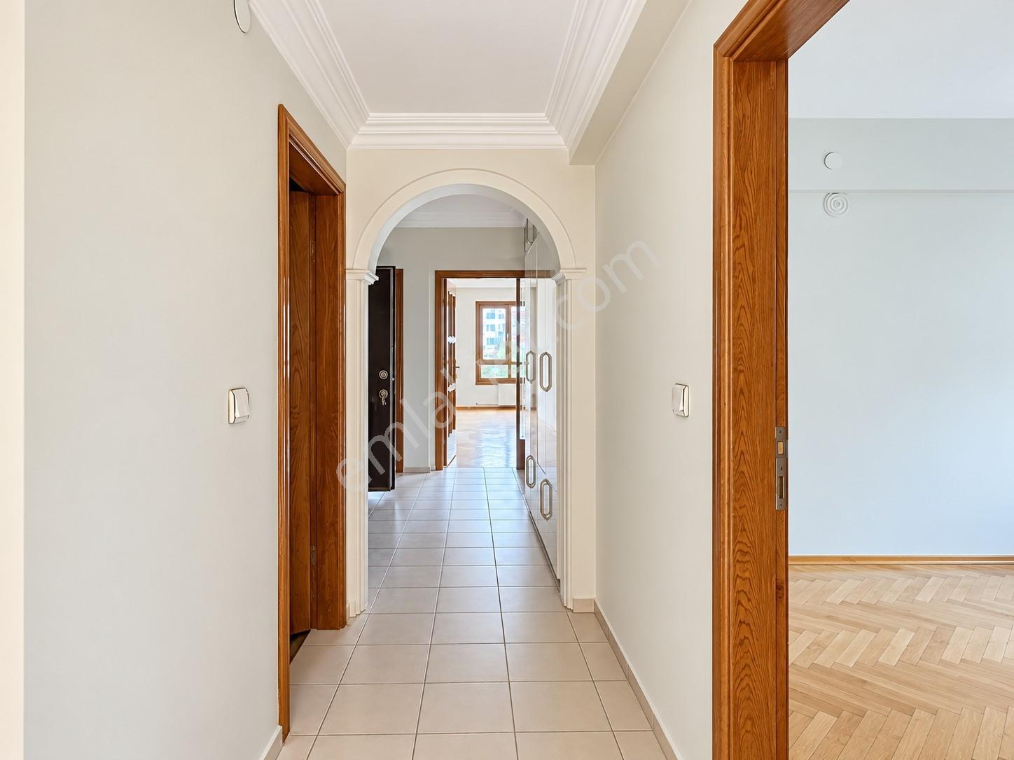 Çankaya Sancak'ta Merkezi Konumlu Satılık 3+1 Daire (140m²) — fotoğraf 22