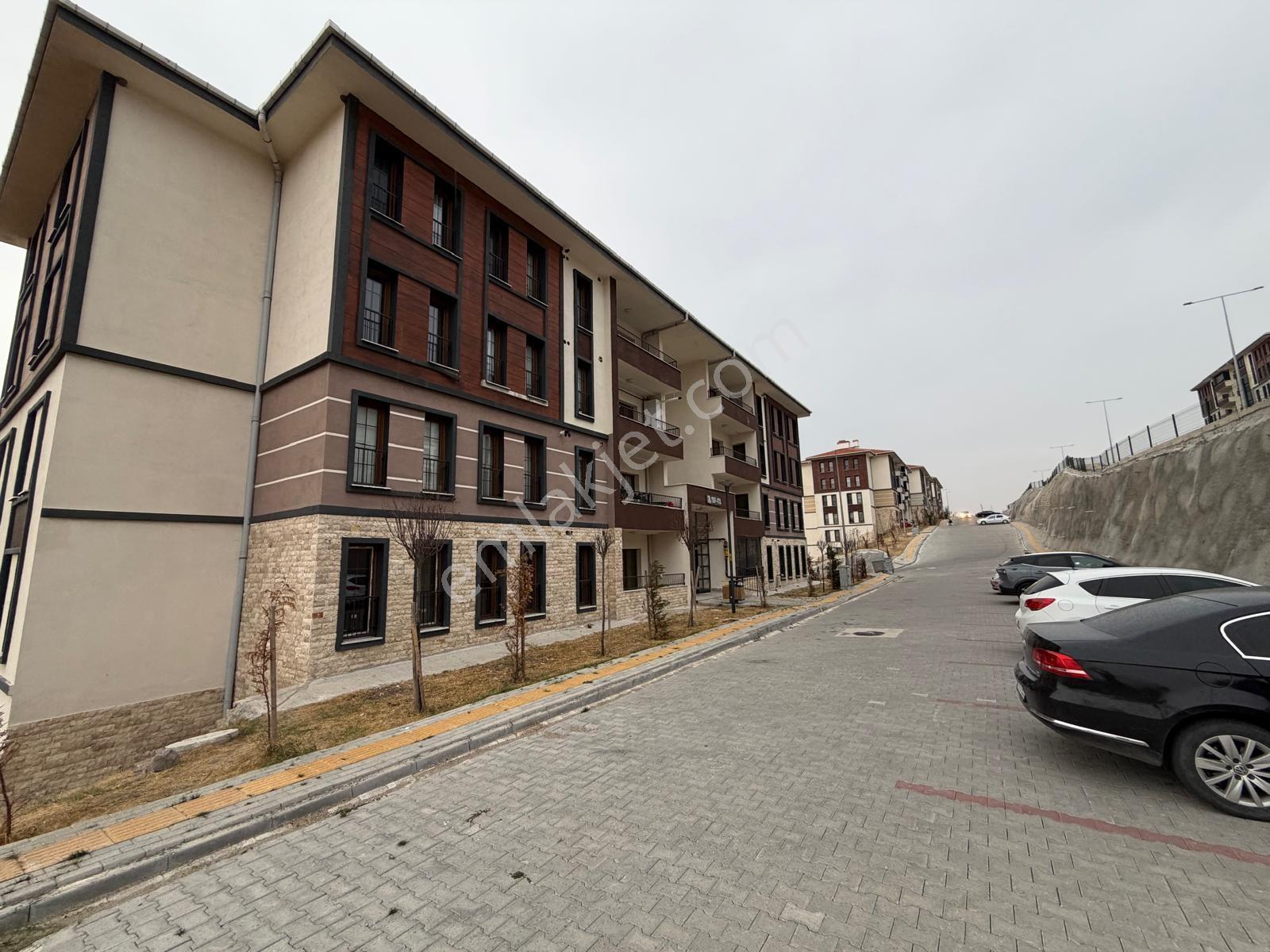Elfi'Den Kuvayi Milliye Toki De Satılık 3+1 Daire