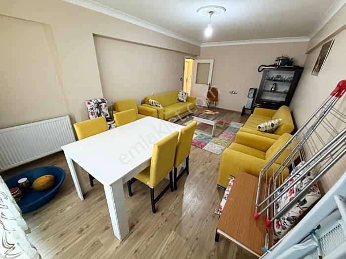 Yenikent Emlak'tan Bulvarda Kredi Limitsiz Ebeveyn Banyolu 3+1 — fotoğraf 6