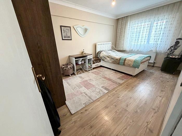 Yenikent Emlak'tan Bulvarda Kredi Limitsiz Ebeveyn Banyolu 3+1 — fotoğraf 31