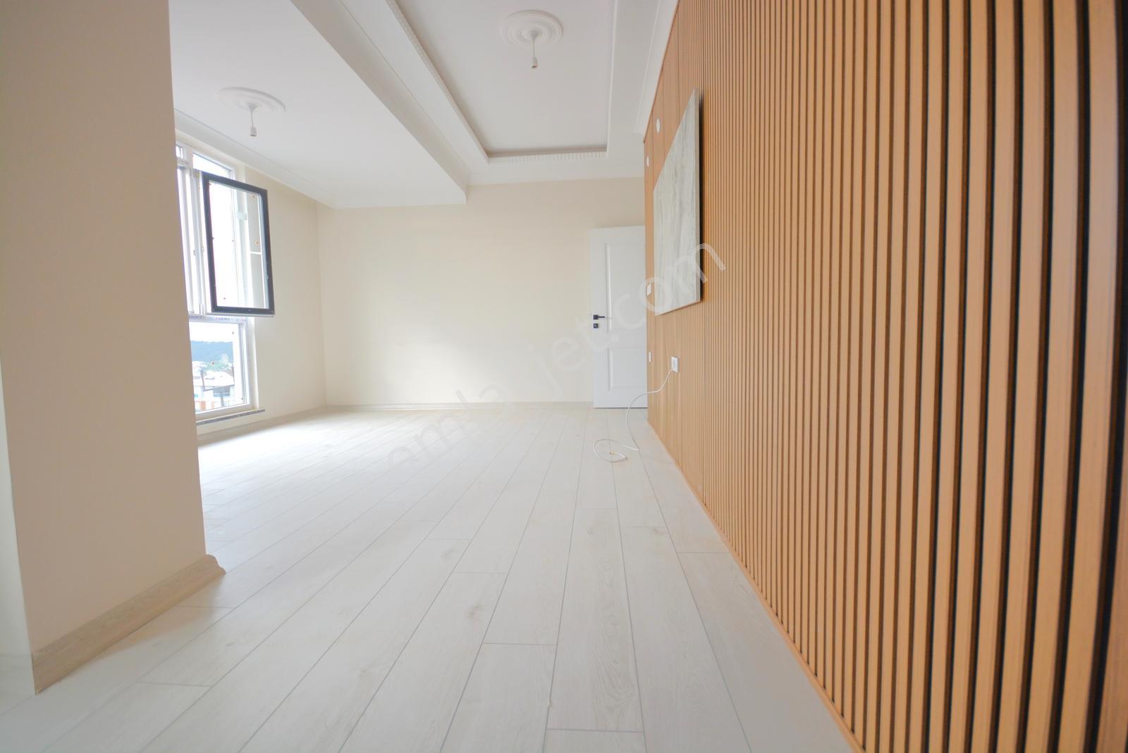 Özel Dekorlu Yeni Satılık Muhteşem Ve Lüks 3+1 Dubleks Daire!! — fotoğraf 2