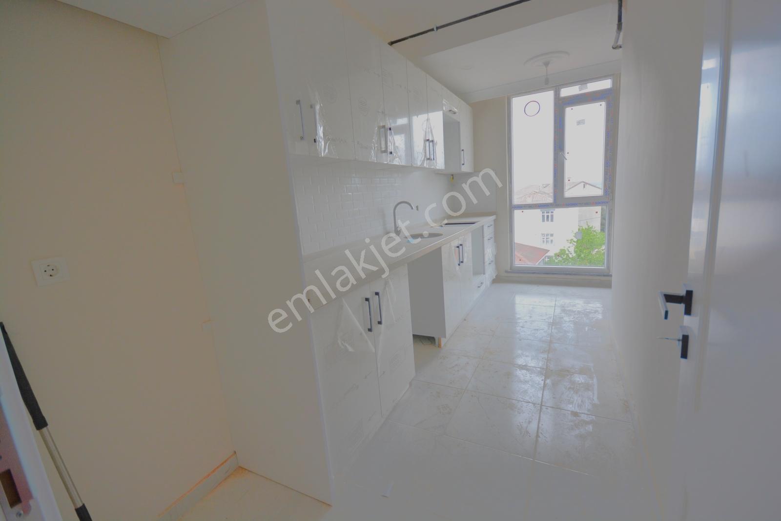 Özel Dekorlu Yeni Satılık Muhteşem Ve Lüks 3+1 Dubleks Daire!! — fotoğraf 8