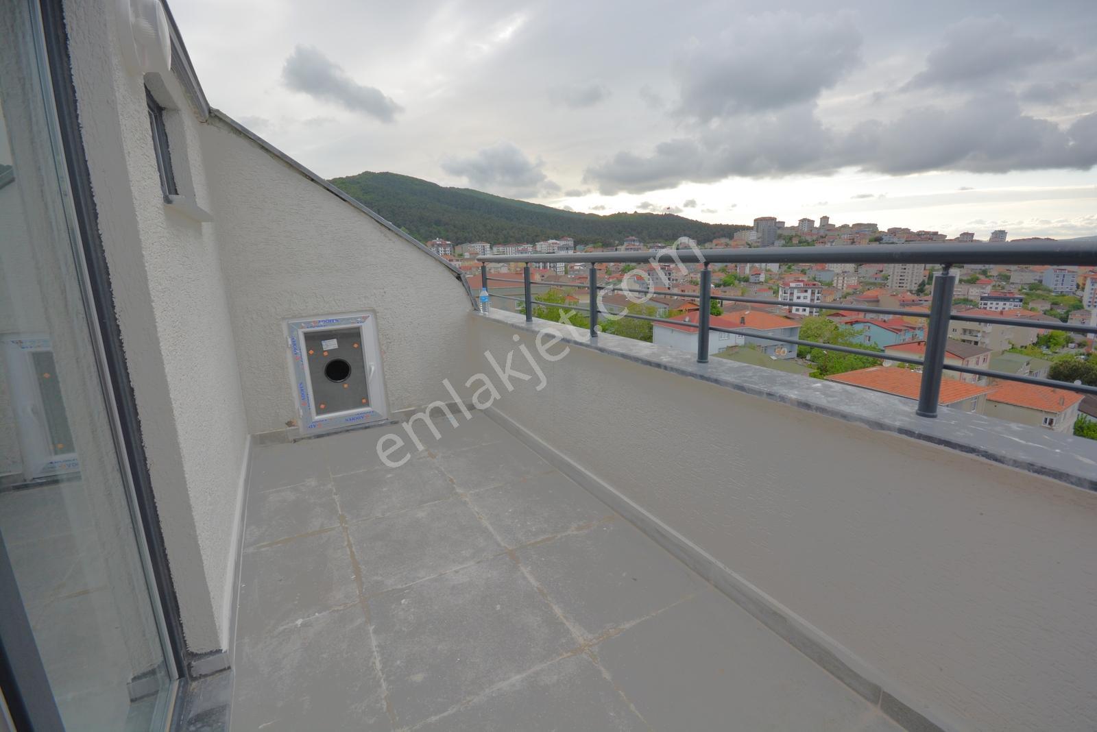 Özel Dekorlu Yeni Satılık Muhteşem Ve Lüks 3+1 Dubleks Daire!! — fotoğraf 33