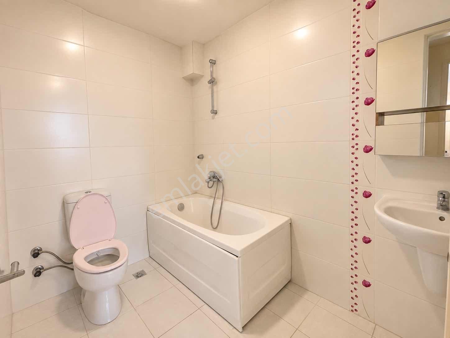 Parlamenterler Sitesi Peyzaj Cephe Büyük Tip Kare 196m2 Net — fotoğraf 18