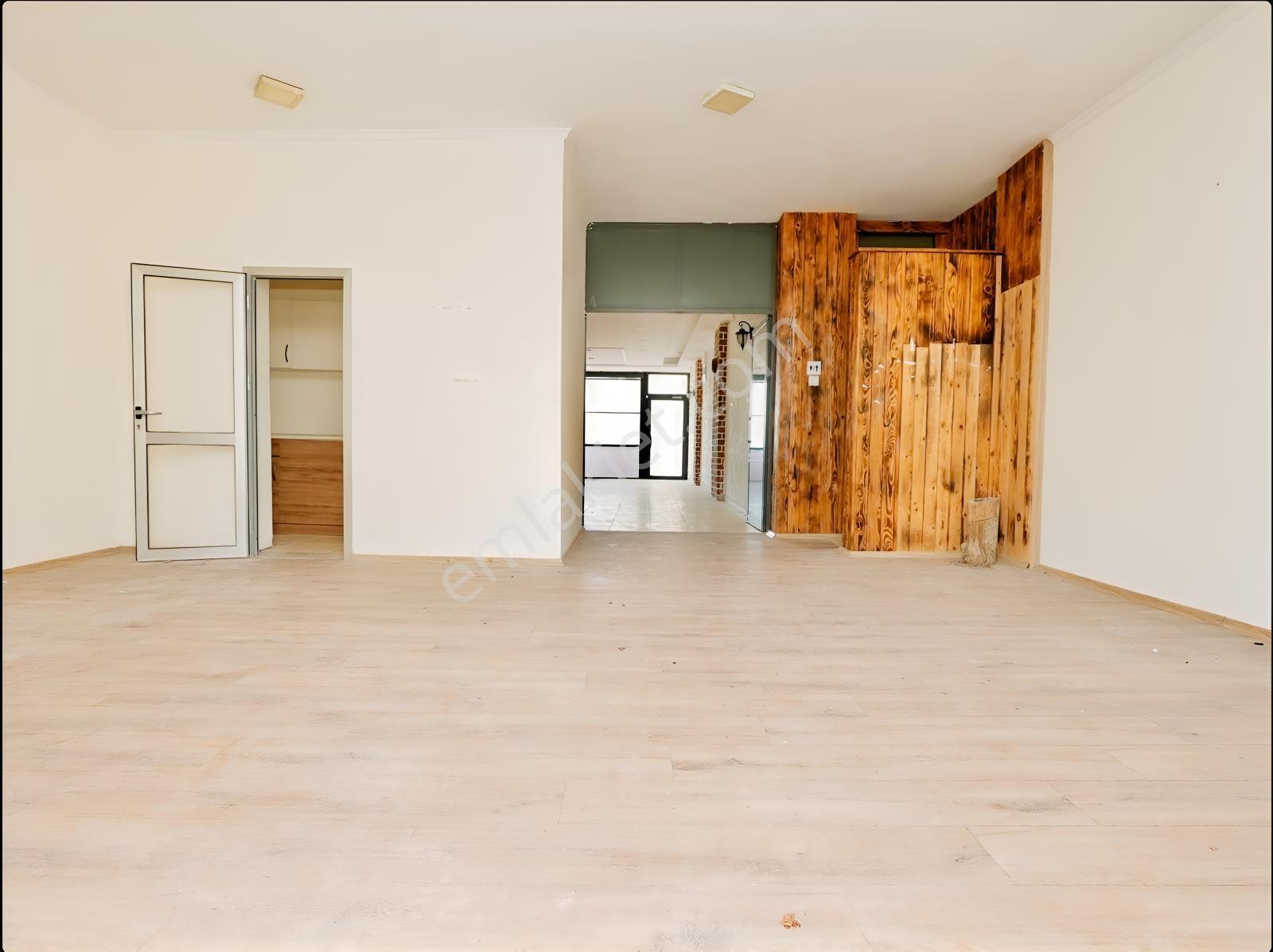 Urla Zeytinalanı Satılık Komple Bina (işyeri + Dublex Daire) — fotoğraf 17