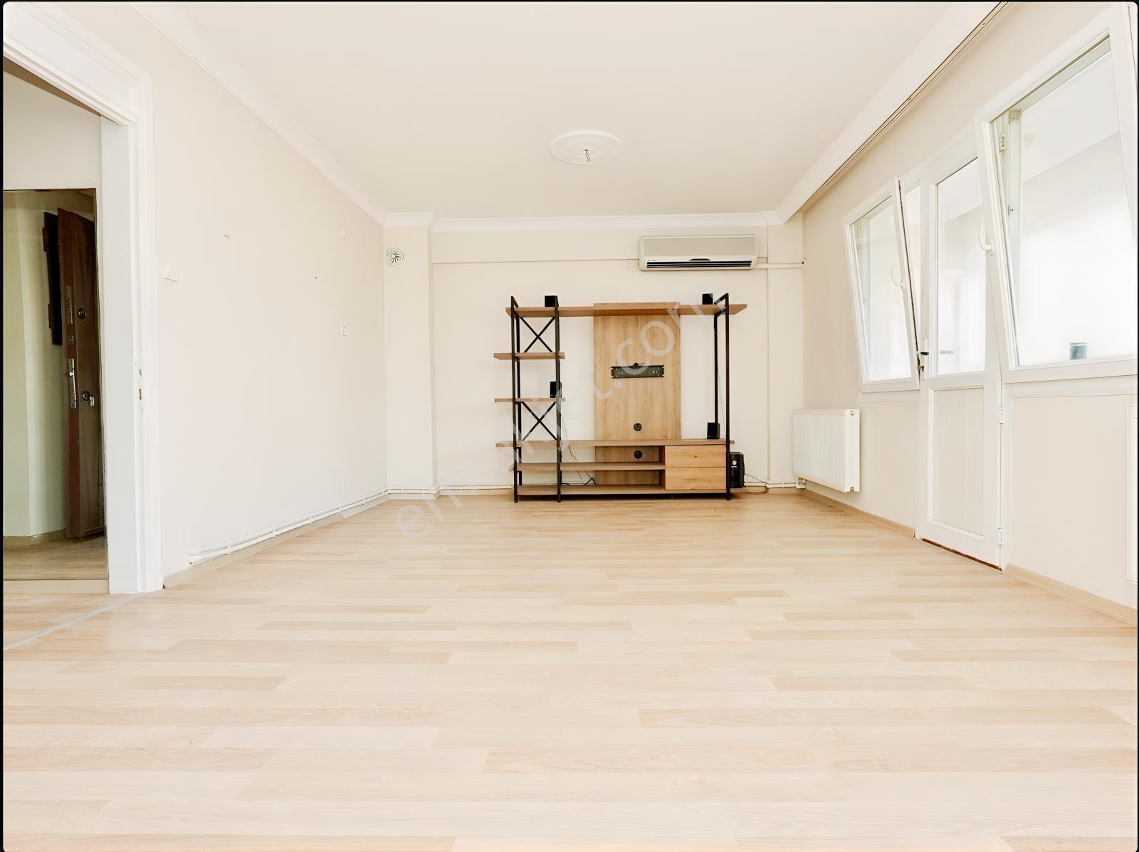Urla Zeytinalanı Satılık Komple Bina (işyeri + Dublex Daire) — fotoğraf 20