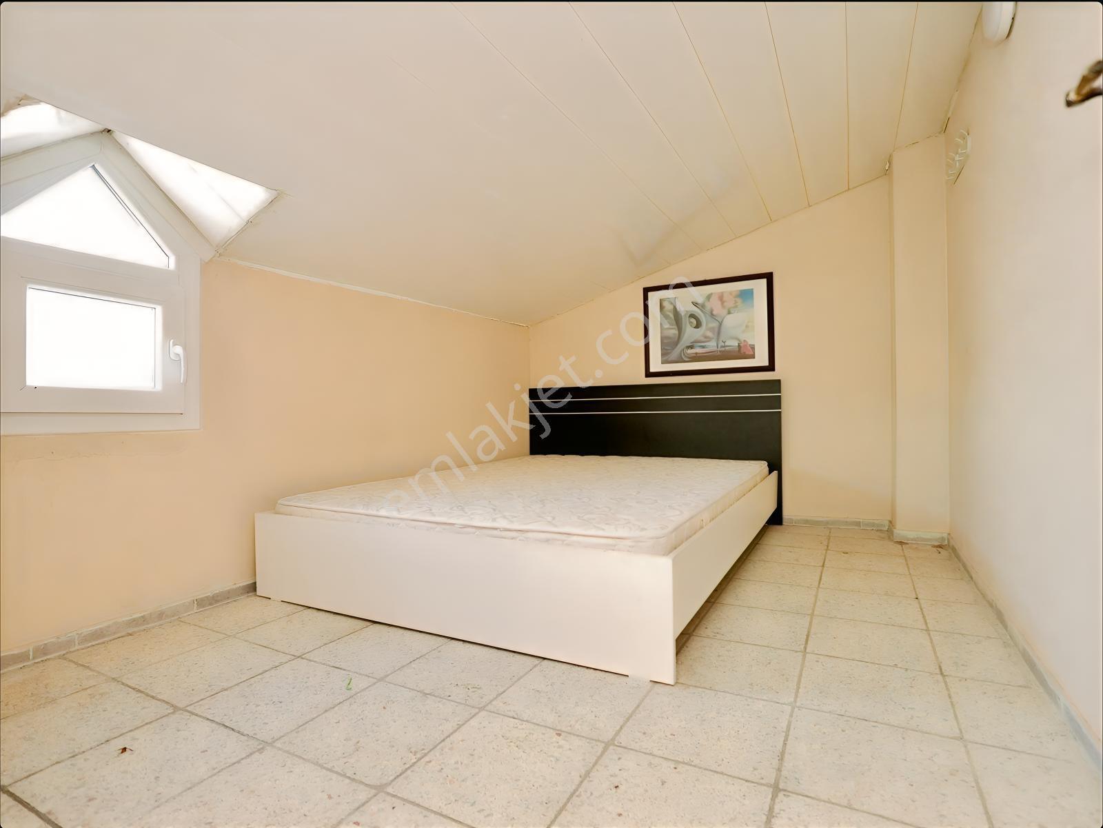 Urla Zeytinalanı Satılık Komple Bina (işyeri + Dublex Daire) — fotoğraf 28