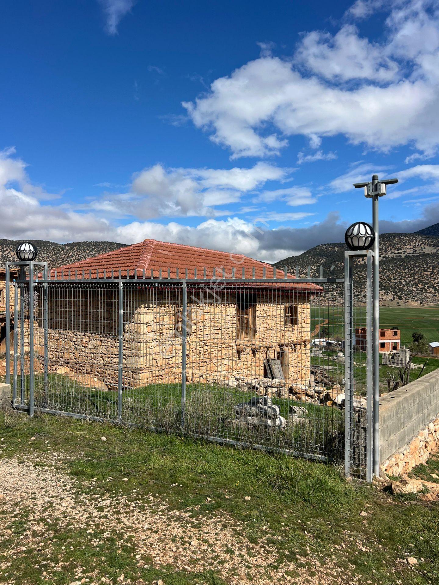 Antalya Korkuteli Beğiş De Satılık Taş Ev Arsa 518m2 Ev 2 Katlı 90m2 Yapı Kayıt Var — fotoğraf 8