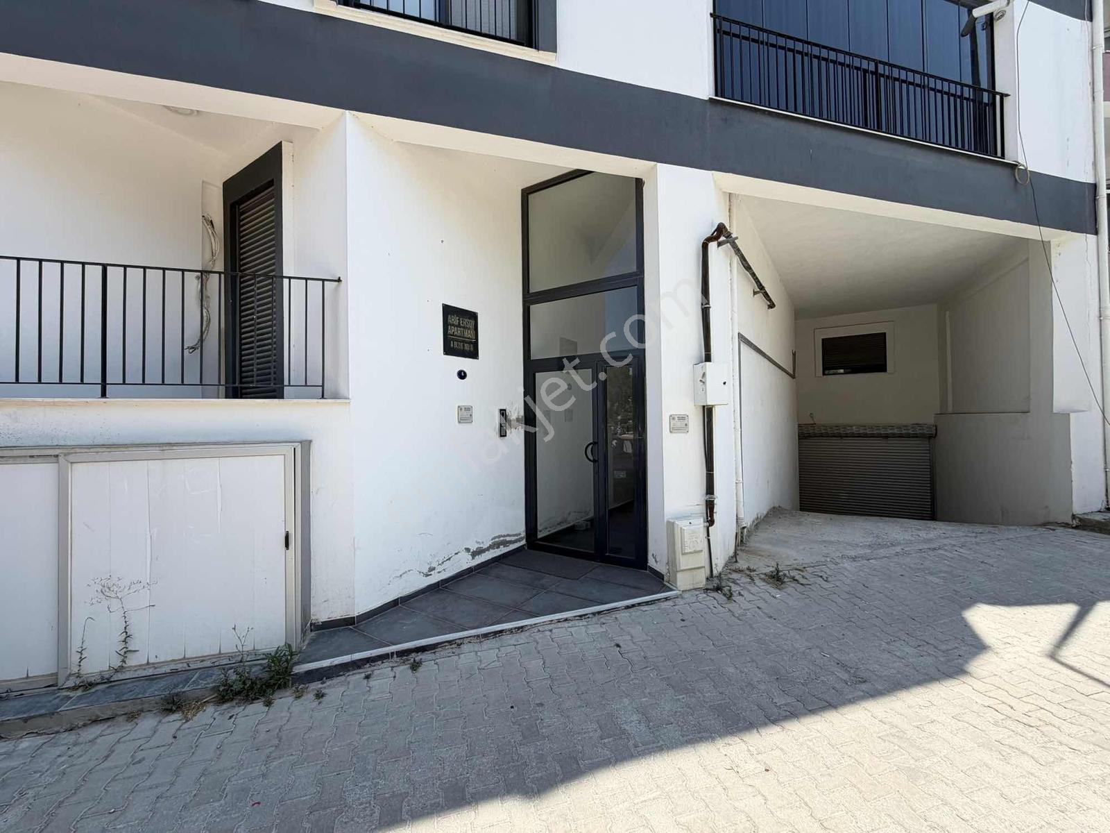 Çarşının Kıymetli Yerinde 3+1 Dublex Daire — fotoğraf 2