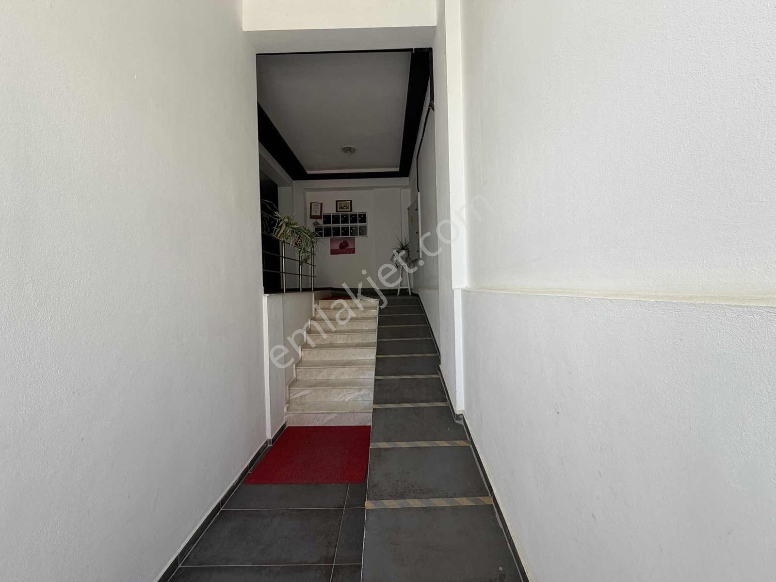 Çarşının Kıymetli Yerinde 3+1 Dublex Daire — fotoğraf 4