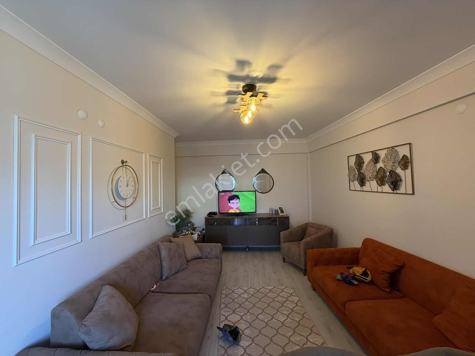 Çarşının Kıymetli Yerinde 3+1 Dublex Daire — fotoğraf 5