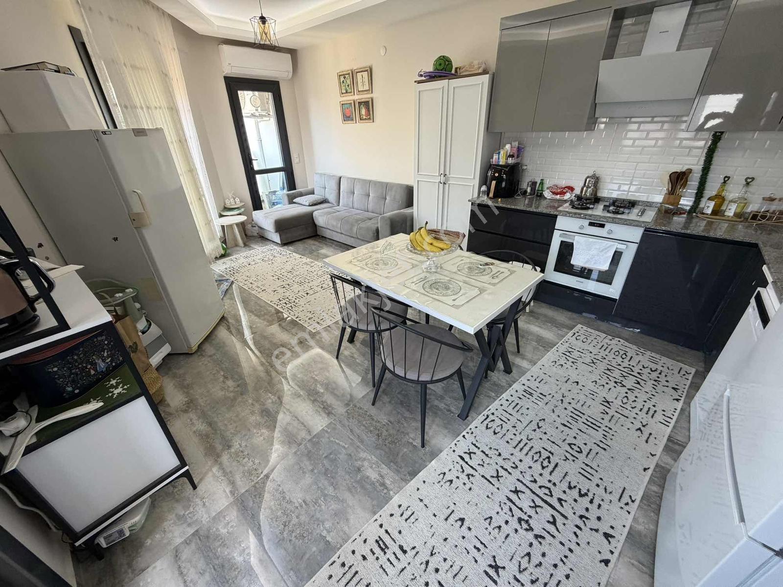 Çarşının Kıymetli Yerinde 3+1 Dublex Daire — fotoğraf 18