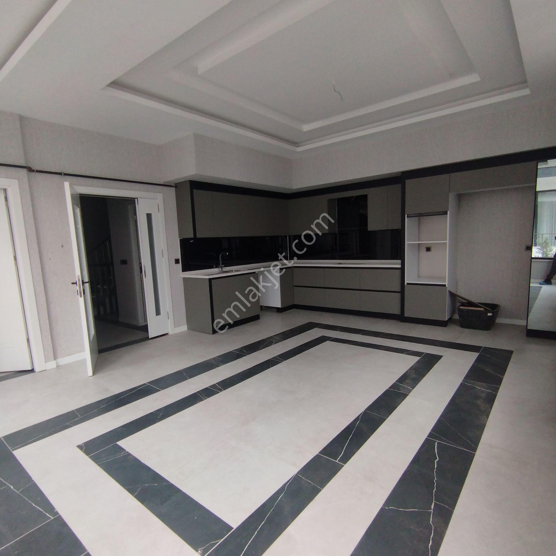 Karaslan Satlik Genis Villa