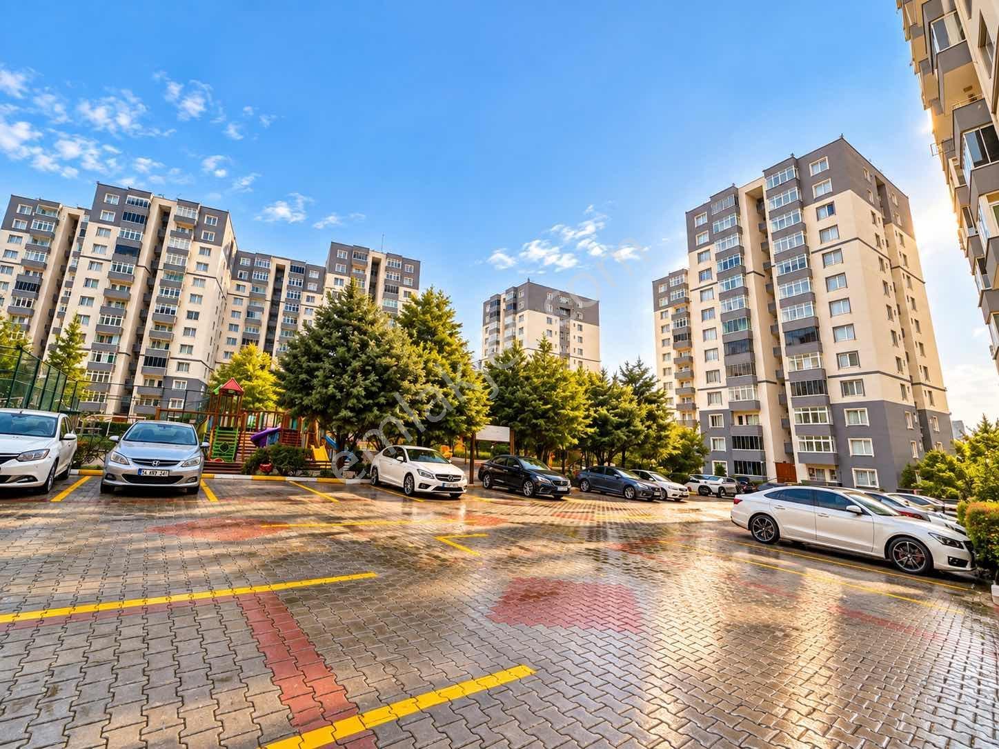 Beylikdüzü Adnan Kahvecide Sitesi İçi Satılık Tadilatlı 2+1 — fotoğraf 11