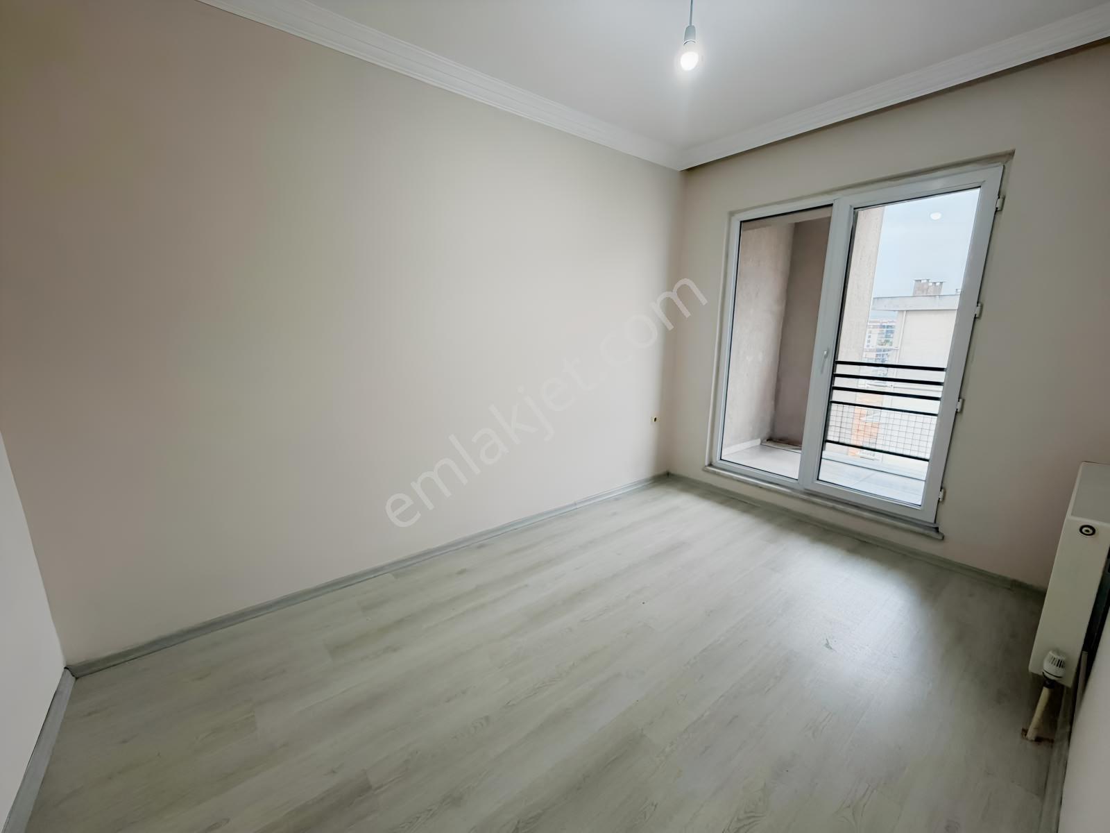 Yiğit Gayrimenkulden Çanakkale Merkezde 1+1 Satılık Daire — fotoğraf 10