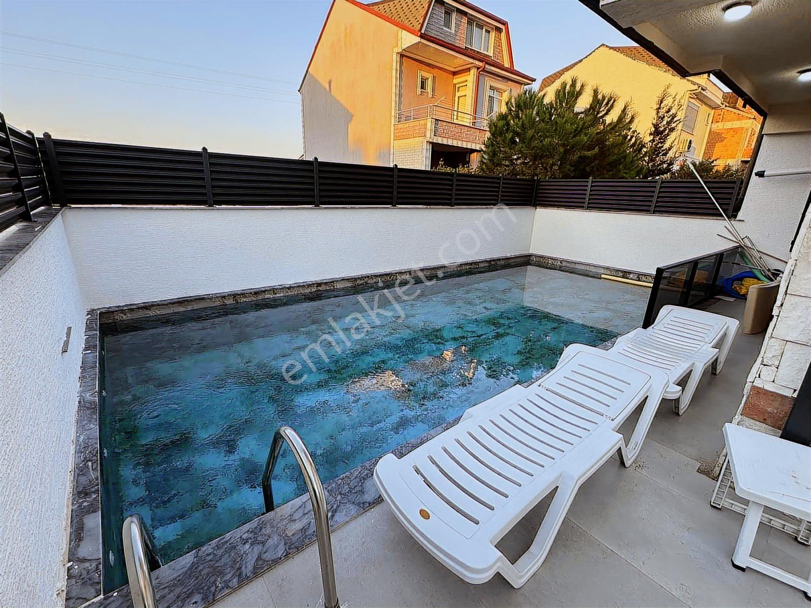Kocaali De Müstakil Havuzlu Geniş Bahçeli 4+1 Villa Takas Olur — fotoğraf 7