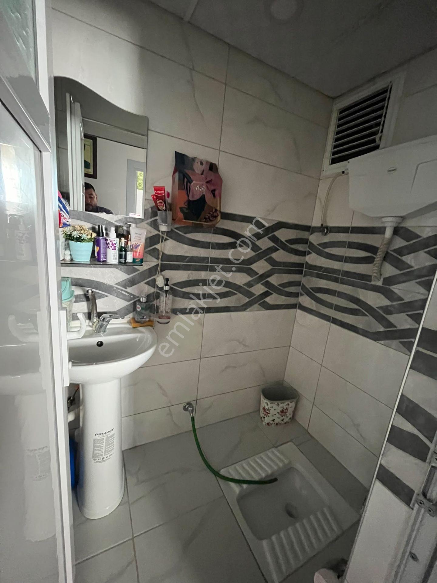 Yeşiltepe Mh 2+1 K.mutfak Satılık — fotoğraf 8