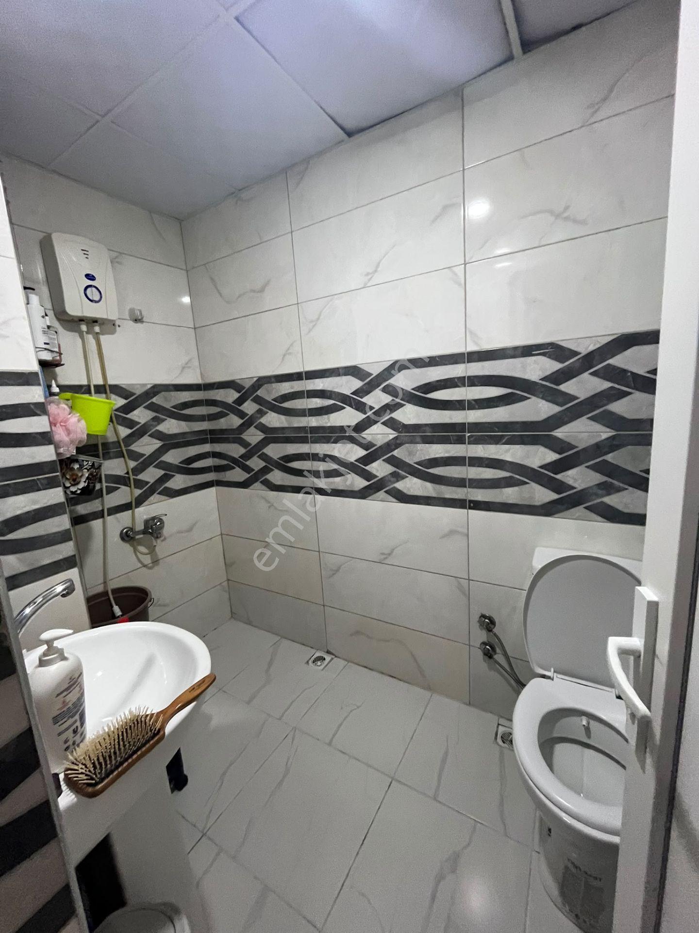 Yeşiltepe Mh 2+1 K.mutfak Satılık — fotoğraf 9