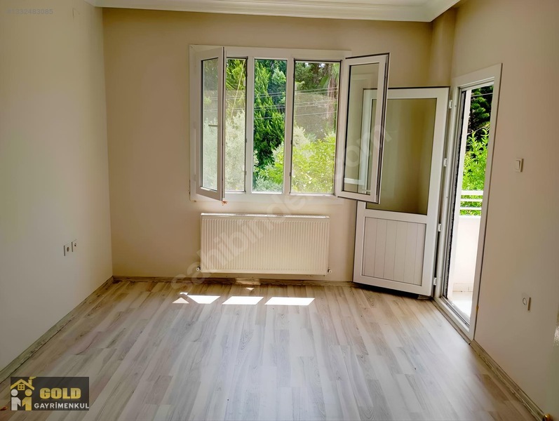 Gold'dan_karslılar _ Temiz Bahçeli Ferah 3+1 Kiralık Müstakil — fotoğraf 6
