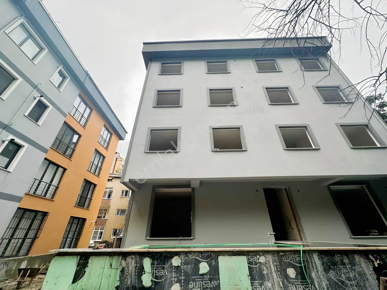 Acil+tamamına Kredi+oturm Yada 45.000kira Getirck+eminev Uyg — fotoğraf 3
