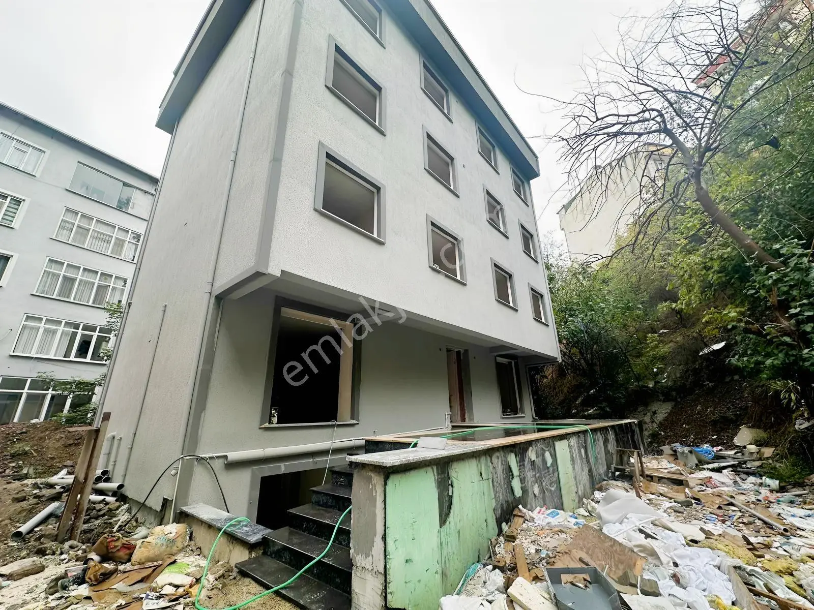Acil+tamamına Kredi+oturm Yada 45.000kira Getirck+eminev Uyg — fotoğraf 14