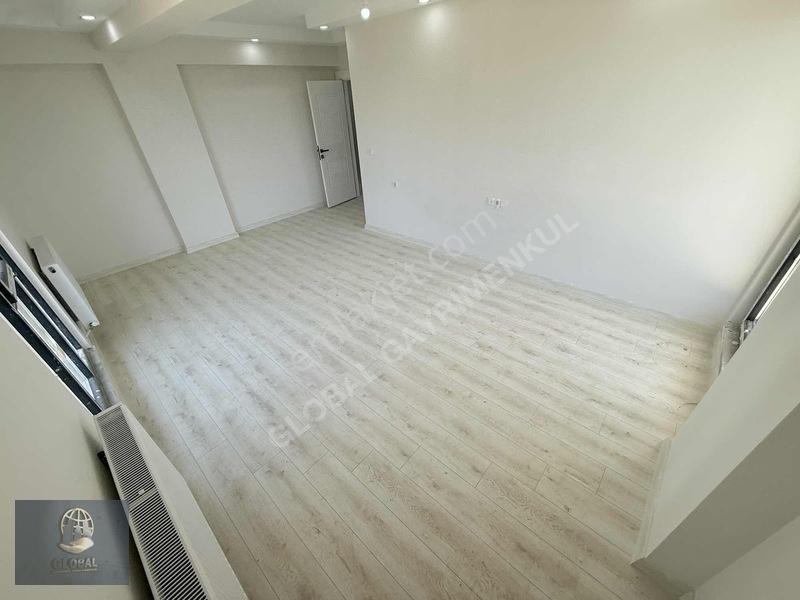 Tedkoleji Mevki Havuzlu Güvenlikli Lüx Site İçi 2+1 Sıfır Arakat — fotoğraf 13