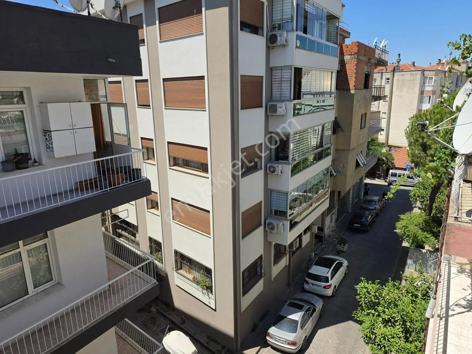 Muga'dan Nergiz İzban Ve Girne Cd.yakını,ebv.banyolu Satılık 3+1 — fotoğraf 18