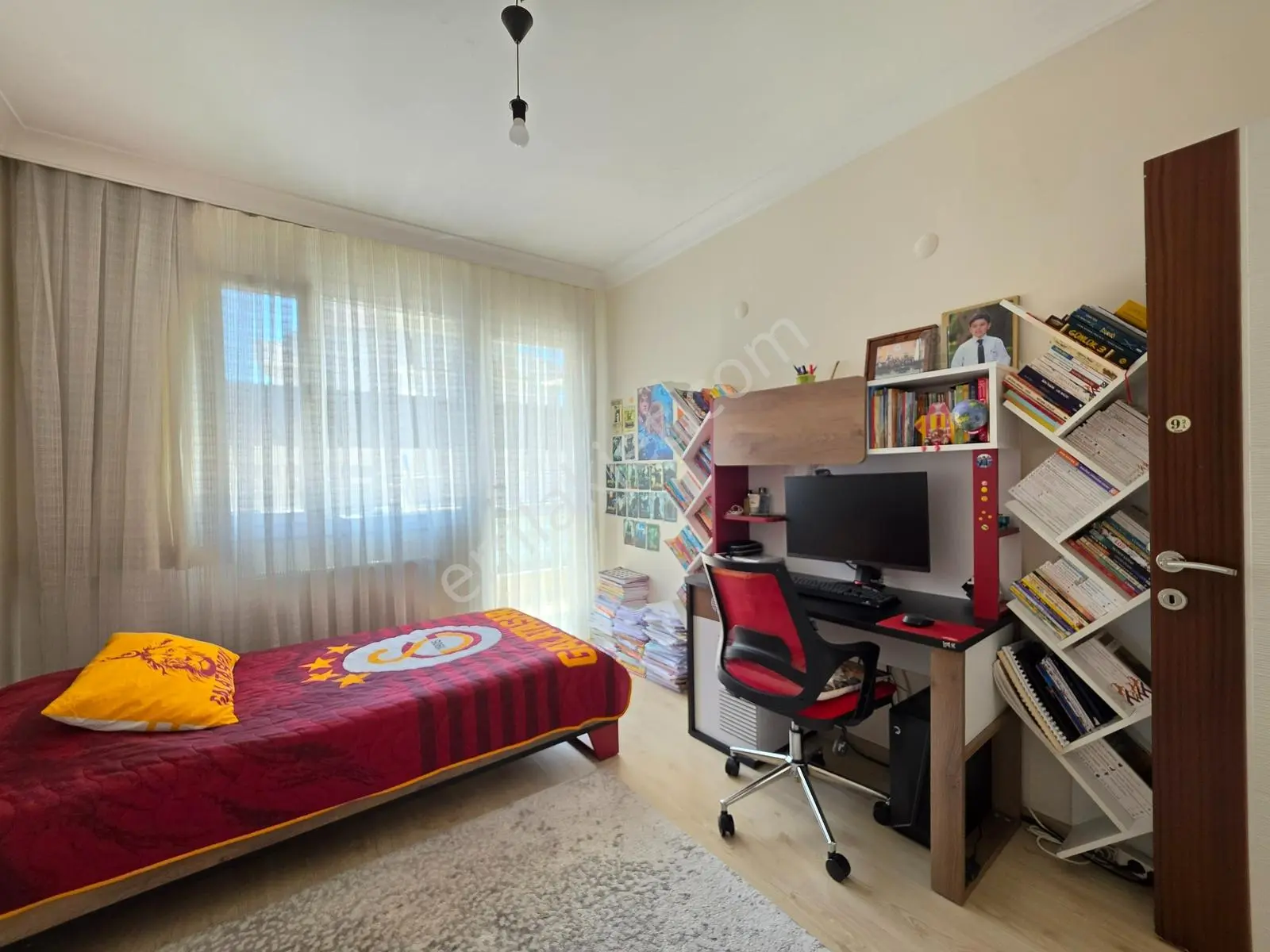 Muga'dan Nergiz İzban Ve Girne Cd.yakını,ebv.banyolu Satılık 3+1 — fotoğraf 37