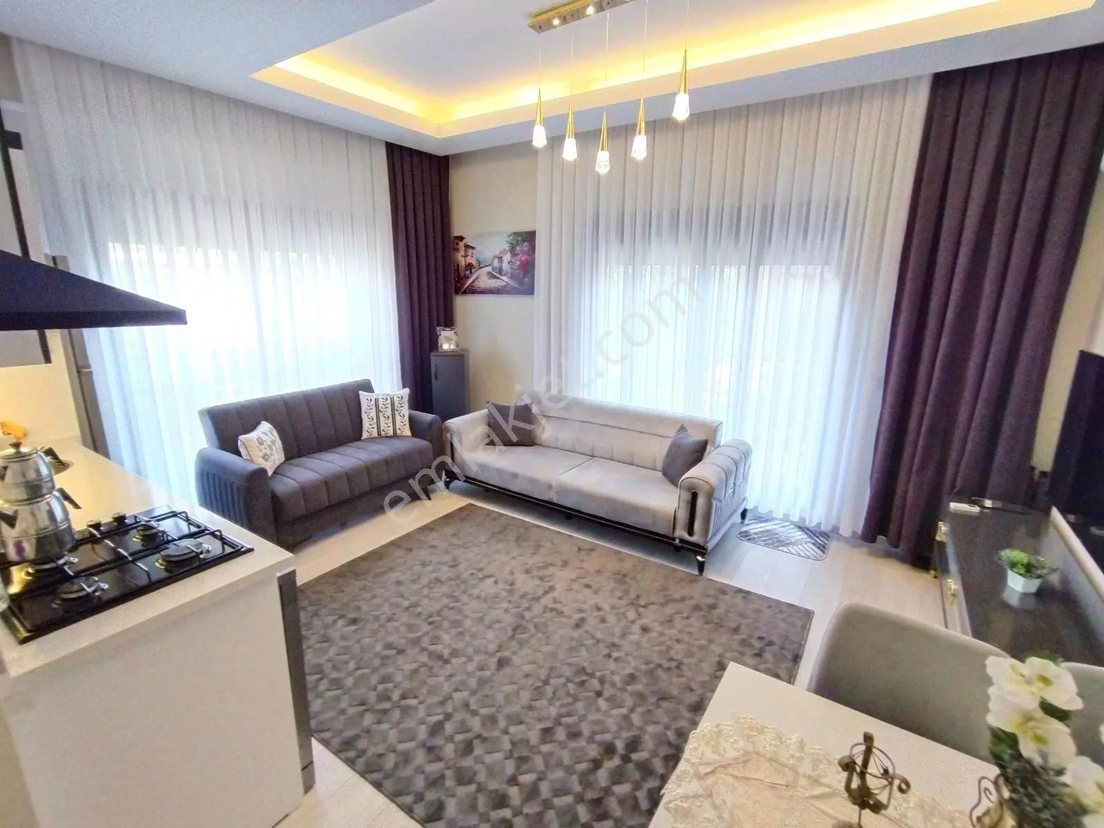 Muga'dan Seyrek Merkezde Full Eşyalı,bahçeli Satılık 1+1 Daire — fotoğraf 2